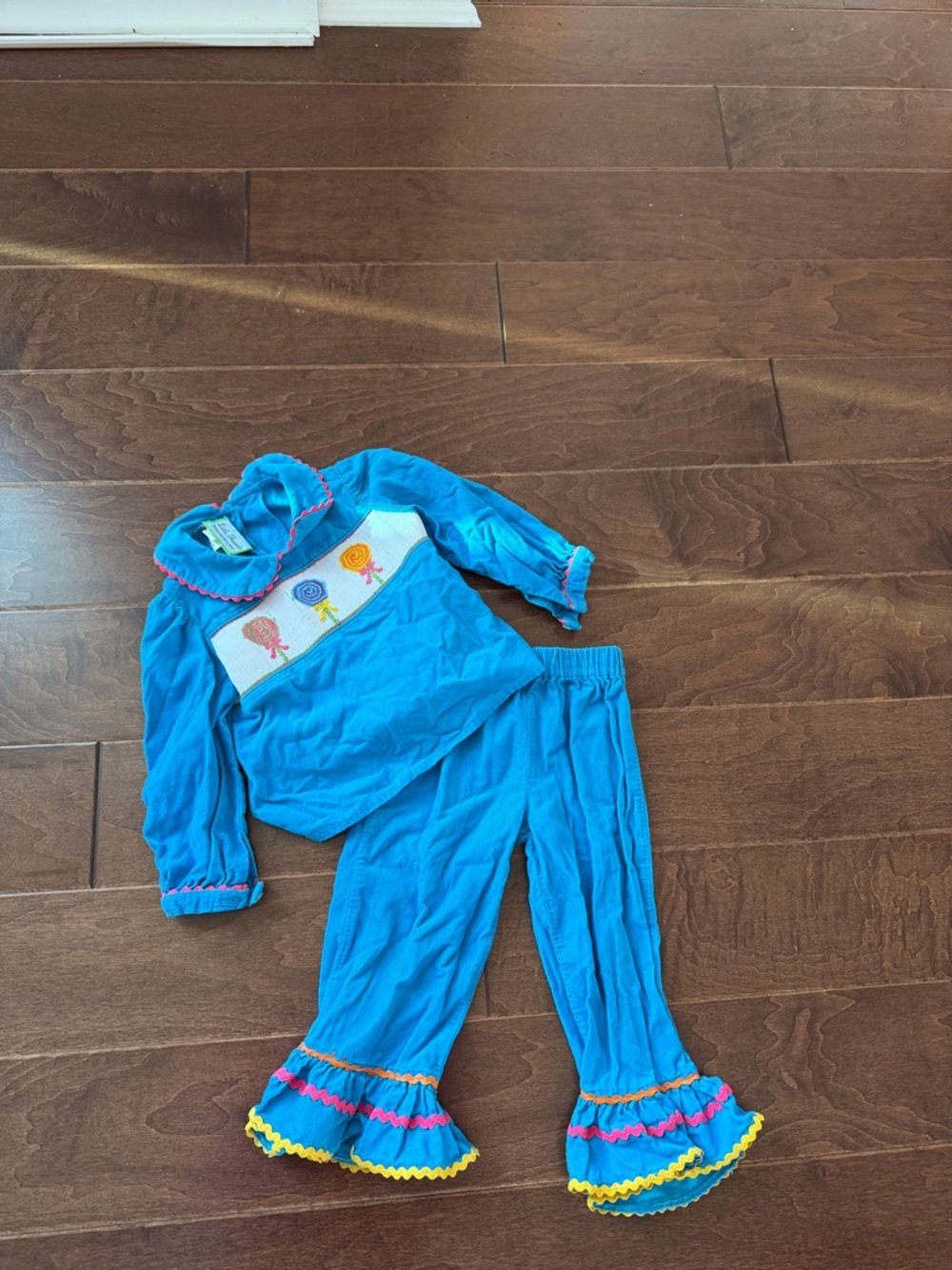 Girls Blue Two-Piece Ruffle Set with Lollipop Smocking little threads